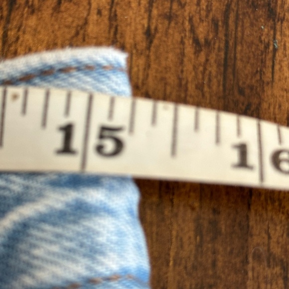 Madewell | The 90s Straight Leg Jean, Size 29 - Picture 8 of 11